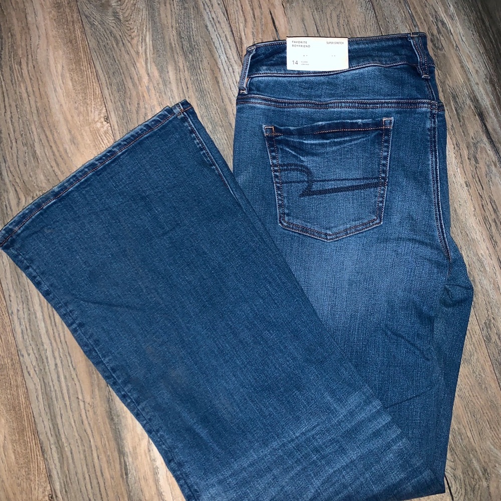 NWT American Eagle Favorite Boyfriend Jeans Size 14 X long New